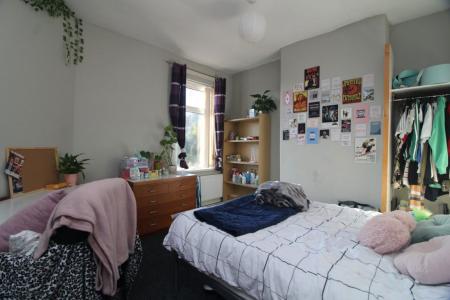 5 bedroom Property to let in Heavygate Road, S10 1PE