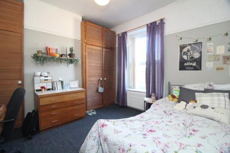 5 bedroom Property to let in Heavygate Road, S10 1PE