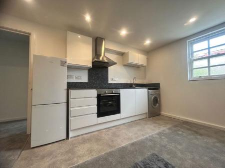 1 bedroom Property to let in Glossop Road, S10 2GZ