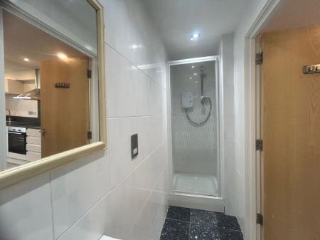 1 bedroom Property to let in Glossop Road, S10 2GZ