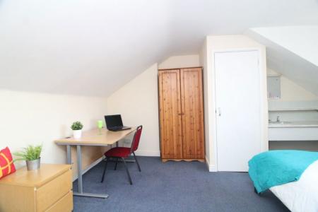 6 bedroom Property to let in Wilkinson Street, S10 2GA