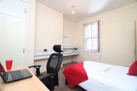 6 bedroom Property to let in Wilkinson Street, S10 2GA