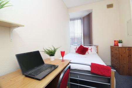 6 bedroom Property to let in Wilkinson Street, S10 2GA