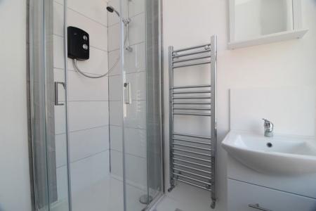 1 bedroom Property to let in Staniforth Road, S9 3FW