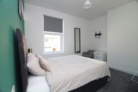 1 bedroom Property to let in Staniforth Road, S9 3FW