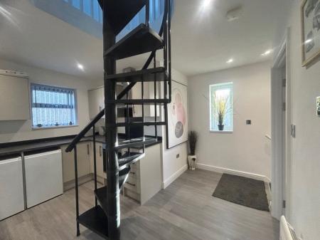 2 bedroom Property to let in Firth Park Road, S5