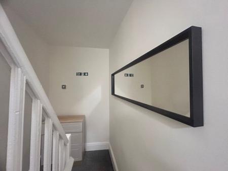 Sharrowvale Road, S11