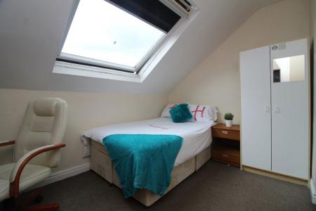 5 bedroom Property to let in Brighton Terrace Road, S10 1NU