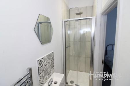 1 bedroom Property to let in S7 - Violet Bank Road - House share