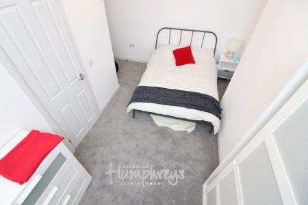 1 bedroom Property to let in S7 - Violet Bank Road - House share