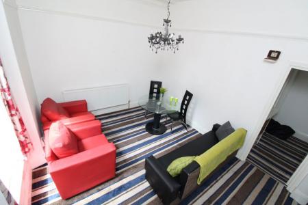 Brincliffe Edge Road -S11- 8am to 8pm Viewings