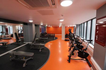 1 bedroom Studio flat to let in S1 - Queen Street - Available OCT 2025