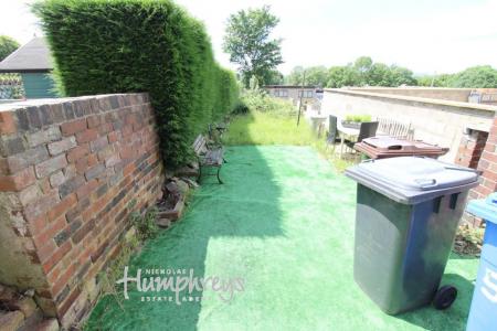 3 bedroom Property to let in S2 - City Road - 8am to 8pm Viewinsg