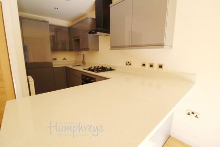 3 bedroom Property to let in S43 - Brand New - Luxury Living