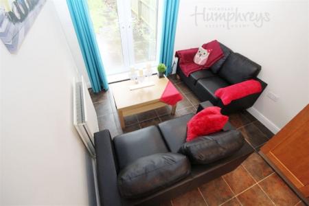 4 bedroom Property to let in **Beeches Hollow** S2 8am to 8pm Viewings