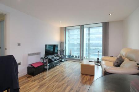 S1 - SOLLY STREET- CITY CENTRE APARTMENT-