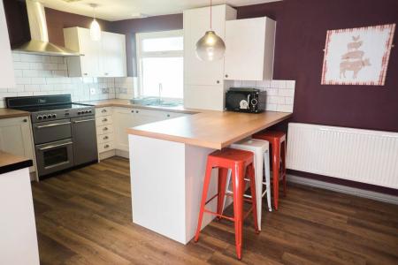 3 bedroom Property to let in Norfolk Park, S2: Bills Included