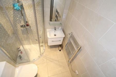 4 bedroom Property to let in Bells Square, S1 - 1 room available