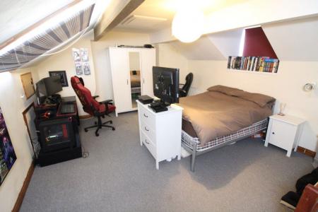 4 bedroom Property to let in S2 Kearsley Road - July 2026