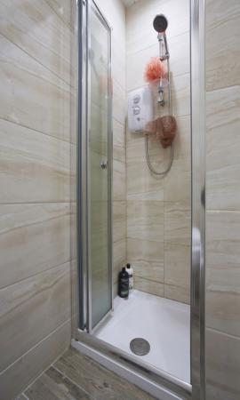 5 bedroom Property to let in S2 - Clarke Square - July 20256