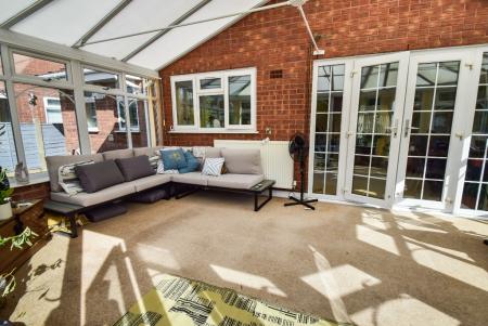 4 bedroom Detached house for sale in Melchester Grove, Stoke-On-Trent, ST3