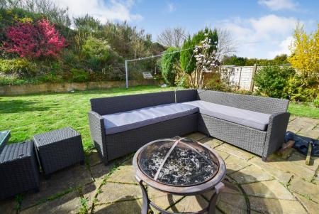 4 bedroom Detached house for sale in Melchester Grove, Stoke-On-Trent, ST3