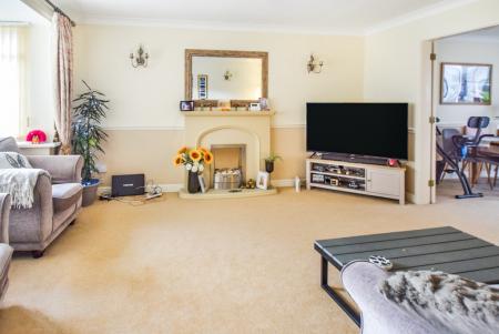 4 bedroom Detached house for sale in Melchester Grove, Stoke-On-Trent, ST3