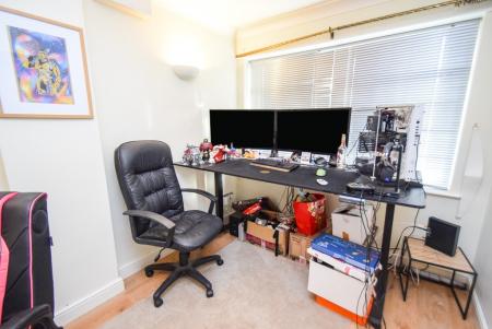 4 bedroom Detached house for sale in Melchester Grove, Stoke-On-Trent, ST3