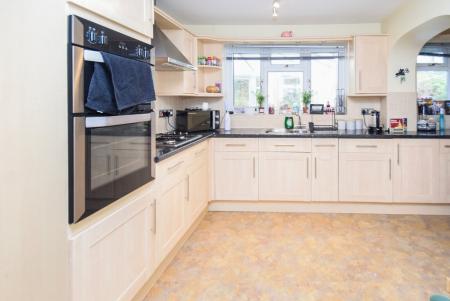 4 bedroom Detached house for sale in Melchester Grove, Stoke-On-Trent, ST3