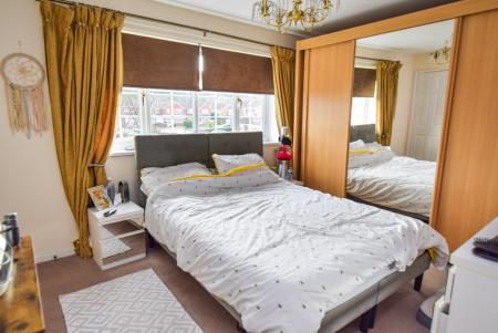 4 bedroom Detached house for sale in Melchester Grove, Stoke-On-Trent, ST3