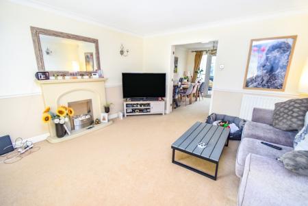 4 bedroom Detached house for sale in Melchester Grove, Stoke-On-Trent, ST3