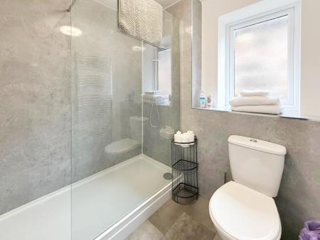 6 bedroom Detached house for sale in Saltersford Lane, Alton, ST10