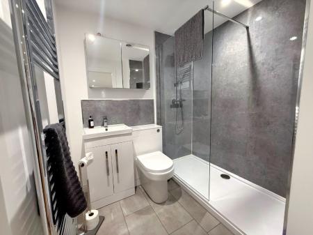 6 bedroom Detached house for sale in Saltersford Lane, Alton, ST10