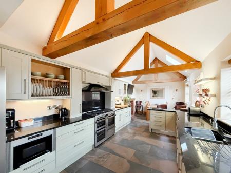 6 bedroom Detached house for sale in Saltersford Lane, Alton, ST10