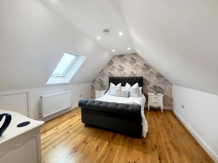 6 bedroom Detached house for sale in Saltersford Lane, Alton, ST10