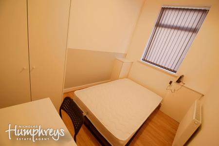 3 bedroom Terraced House for sale in Conway Street, Shelton, Stoke-On-Trent, ST4