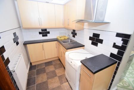 6 bedroom House share to let in Ashford Street, Shelton, Stoke-On-Trent, ST4