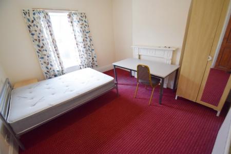 6 bedroom House share to let in Ashford Street, Shelton, Stoke-On-Trent, ST4