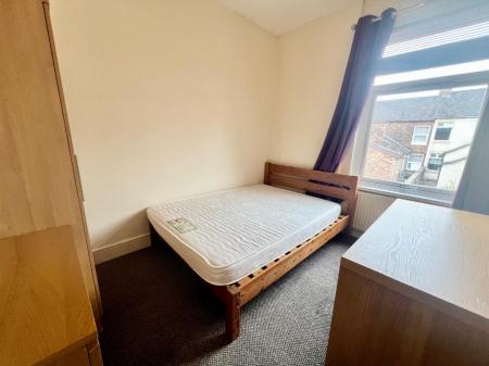 4 bedroom Terraced House to let in Boughey Road, Shelton, Stoke-On-Trent, ST4