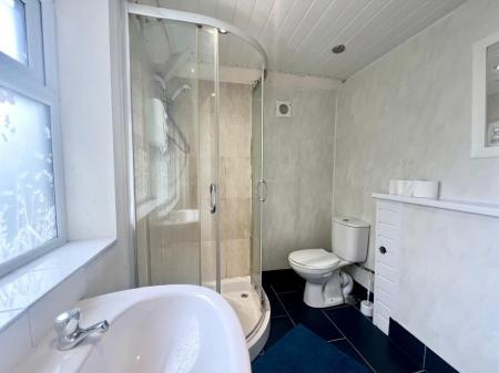 4 bedroom Terraced House to let in Boughey Road, Shelton, Stoke-On-Trent, ST4