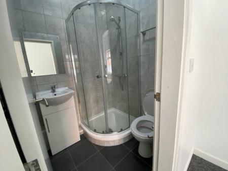 1 bedroom Flat to let in Hill Street, Stoke-On-Trent, ST4