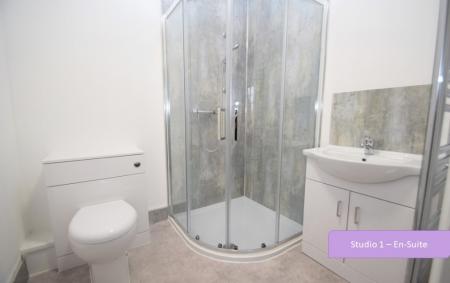 1 bedroom House share to let in King Street, Newcastle-Under-Lyme, ST5