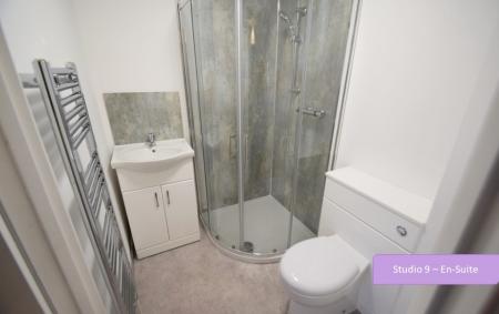 1 bedroom House share to let in King Street, Newcastle-Under-Lyme, ST5