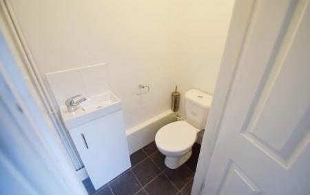 2 bedroom House share to let in Leek Road, Shelton, Stoke-On-Trent, ST4
