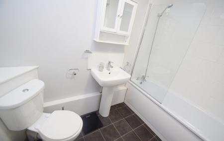 2 bedroom House share to let in Leek Road, Shelton, Stoke-On-Trent, ST4