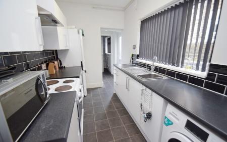 2 bedroom House share to let in Leek Road, Shelton, Stoke-On-Trent, ST4