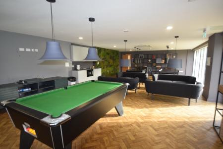 1 bedroom Flat to let in London Road, Newcastle-Under-Lyme, ST5