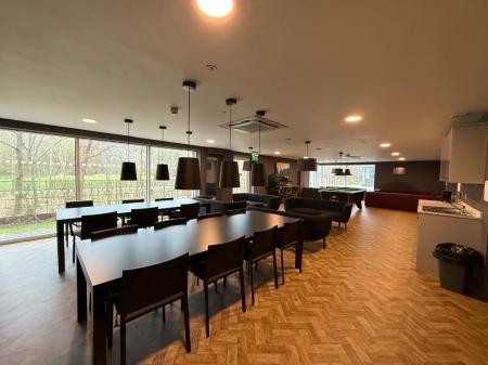 1 bedroom Flat to let in London Road, Newcastle-Under-Lyme, ST5