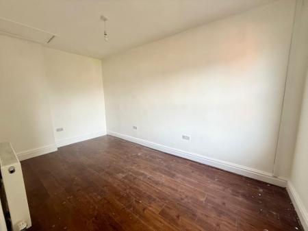2 bedroom Detached house to let in West Terrace, Stoke-On-Trent, ST6