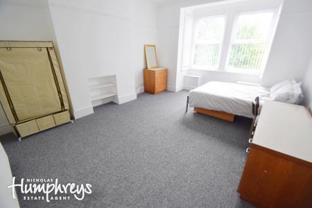 6 bedroom House share to let in The Parkway, Shelton, Stoke-On-Trent, ST1